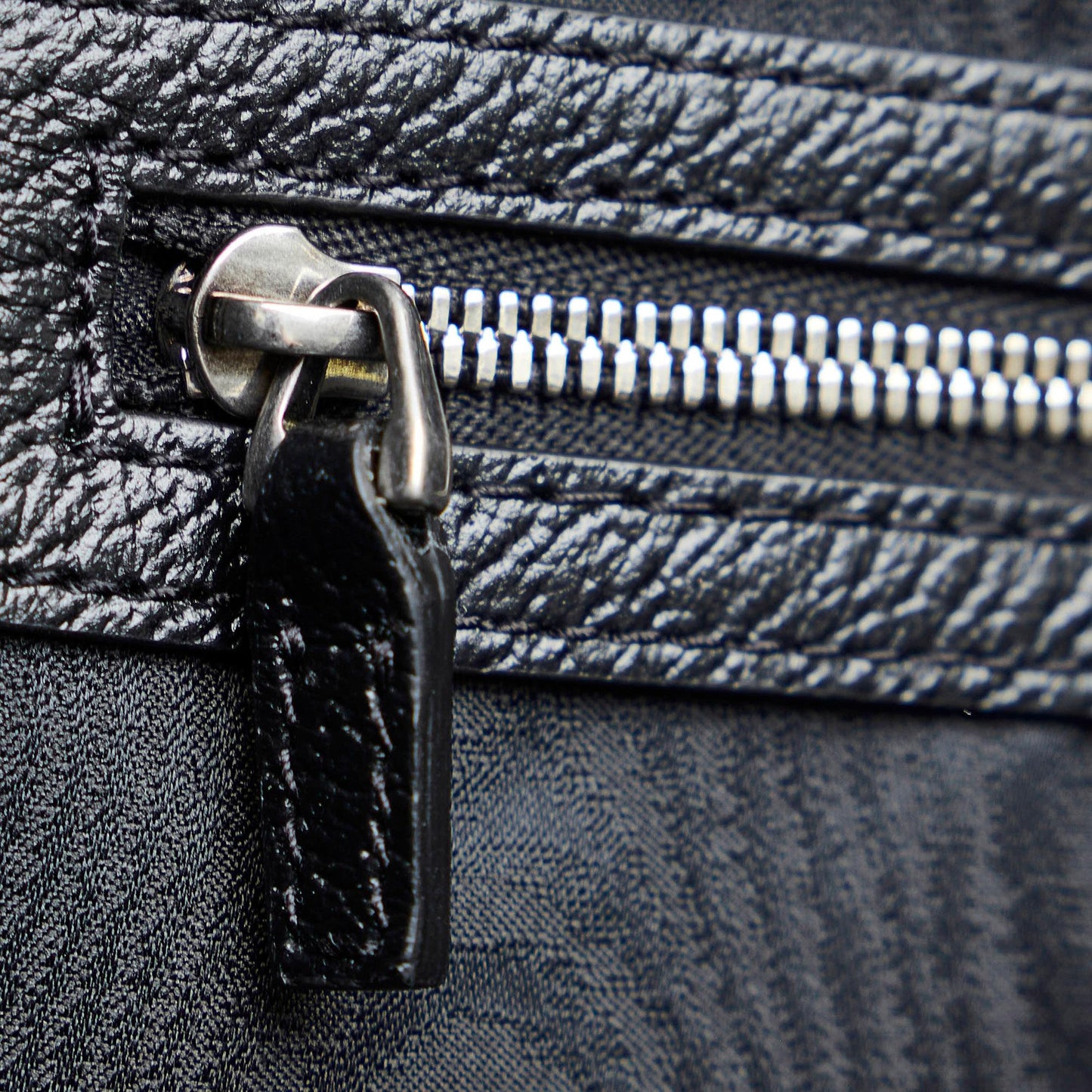 Luxury Balenciaga The Hacker Project Graffiti BB Supreme Tote (SHG-JqTi5J)