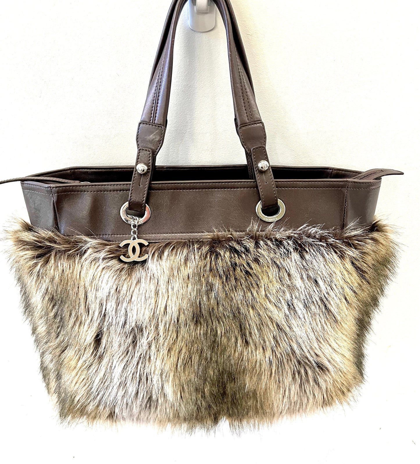 CHANEL BIARRITZ FUR LARGE TOTE BAG