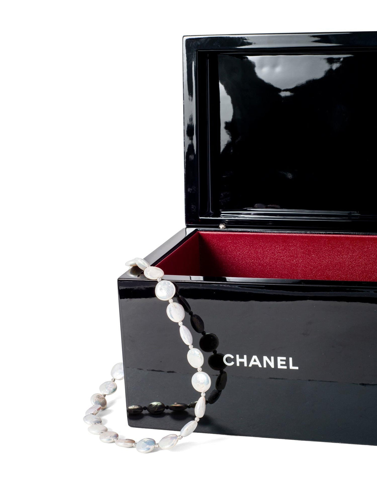 Chanel Lacquered Beauty Jewelry Box Black