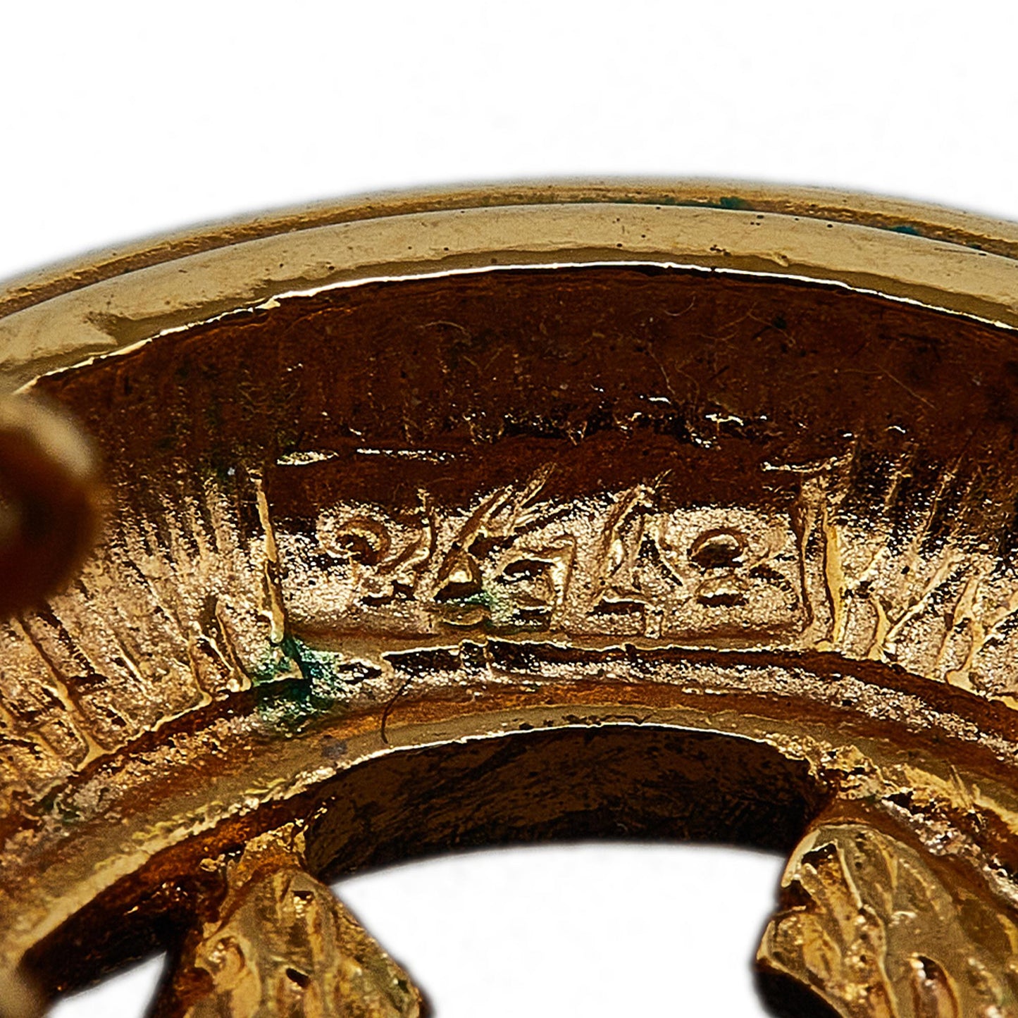 Chanel CC Clip On Earrings (SHG-H8UQ7a)