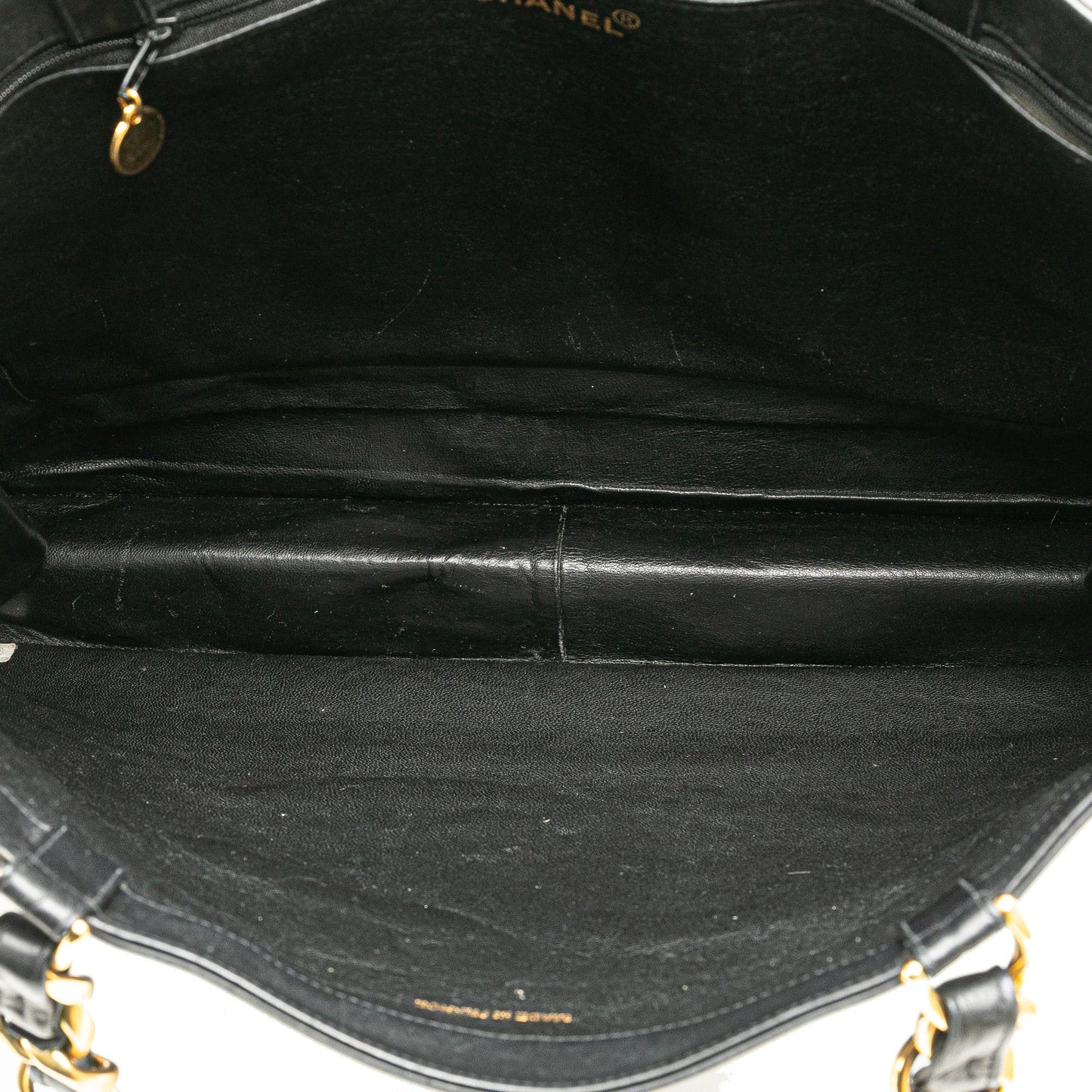 Chanel CC Lambskin Chain Tote (SHG-wGZbH7)