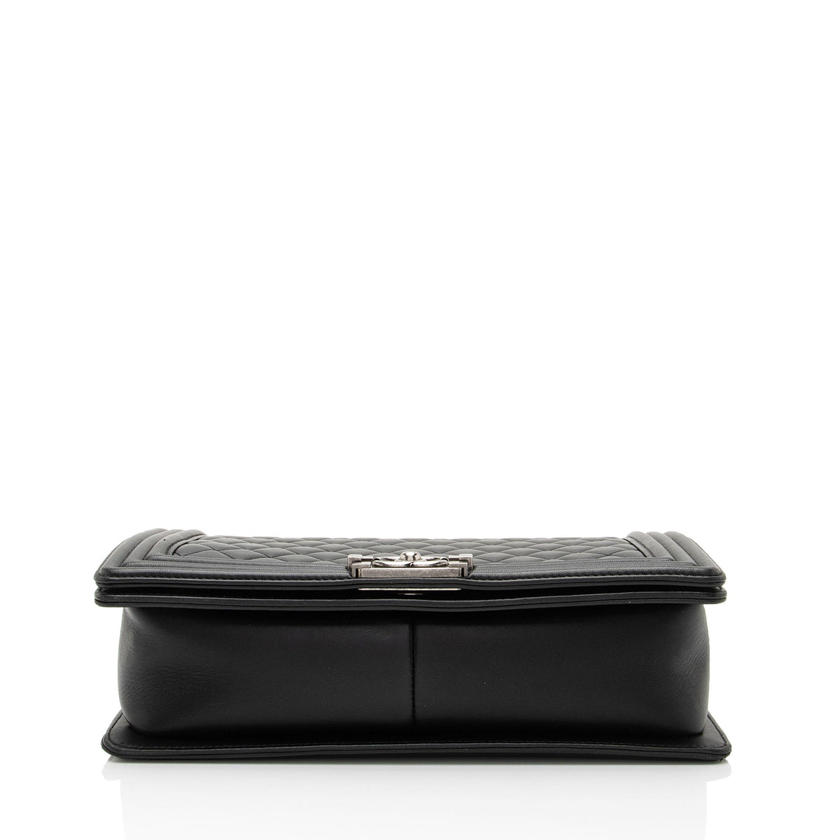 Chanel Lambskin New Medium Boy Bag (SHF-YOGUt0)