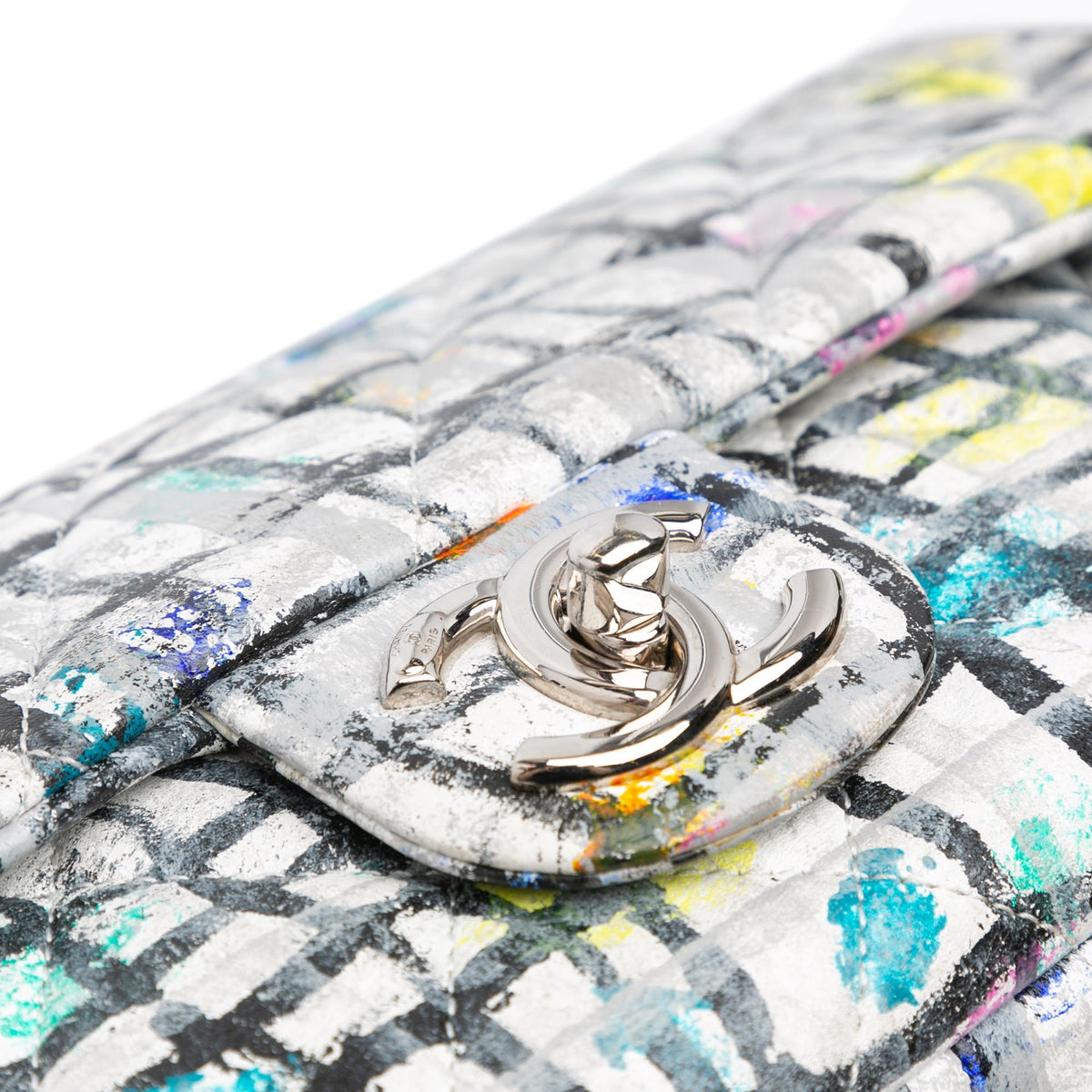Chanel Medium Calfskin Hand Painted Graffiti Flap (SHG-kb749n)