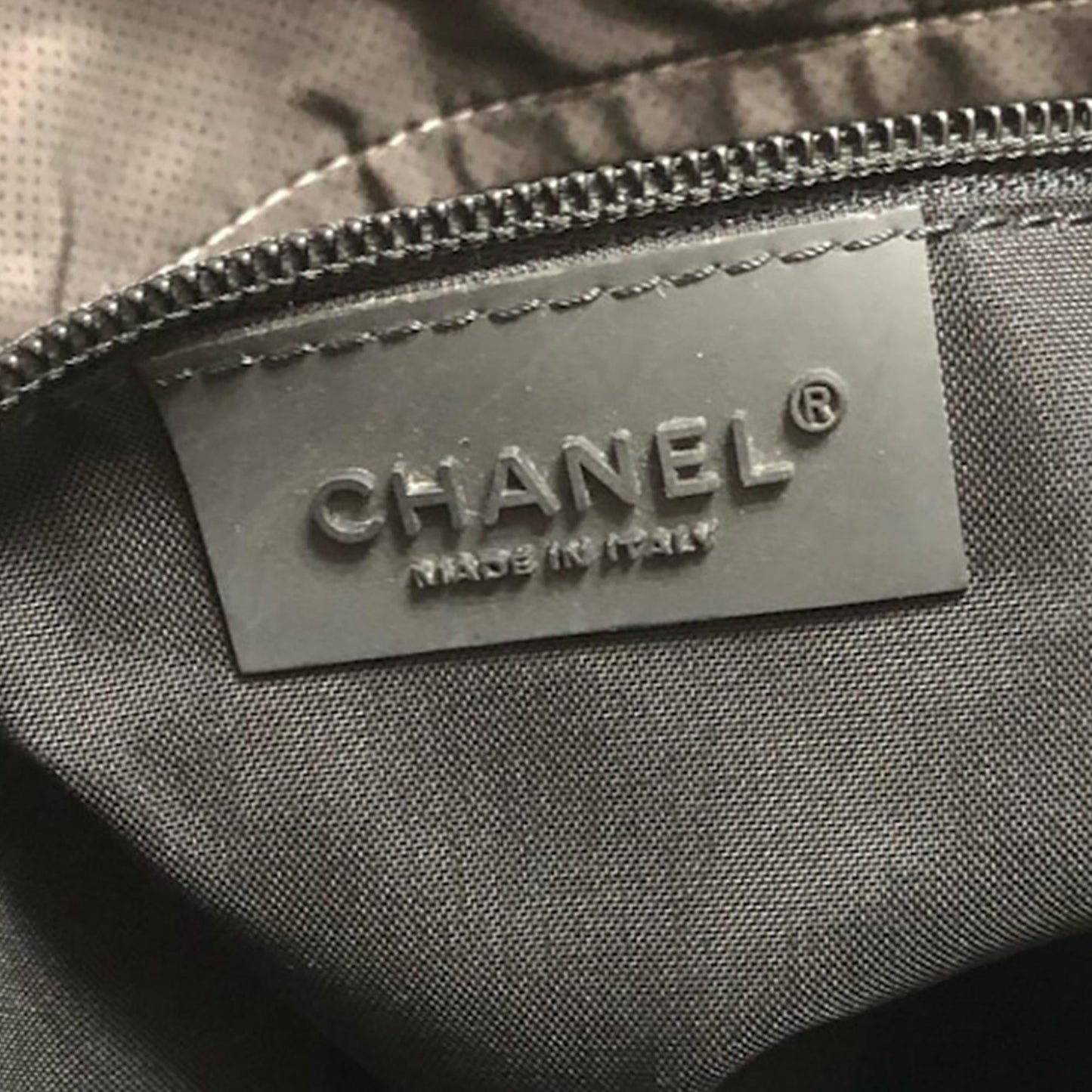 Chanel Nylon Sports Ligne Tote (SHG-6MxdIe)
