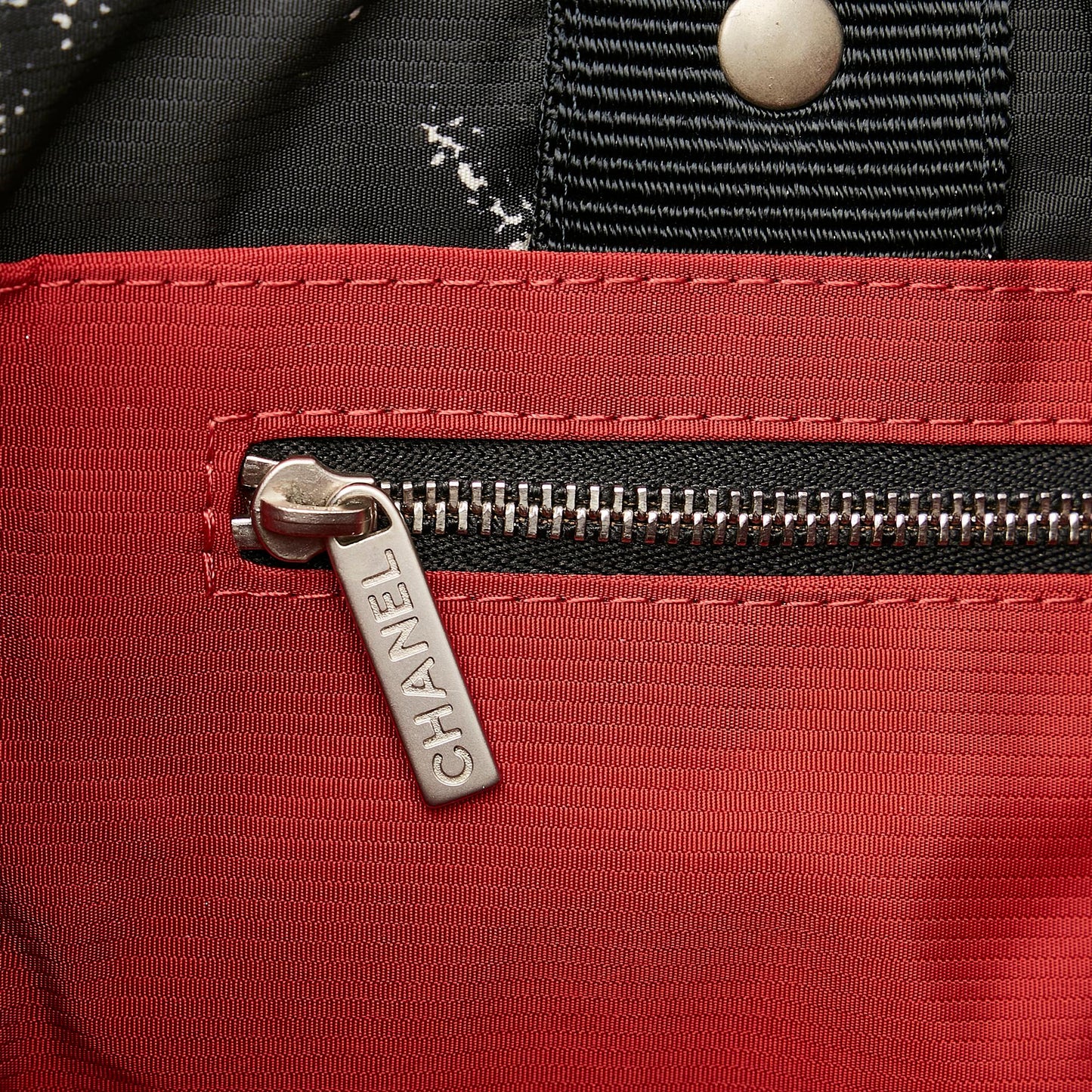 Chanel Old Travel Line Nylon Tote Bag (SHG-28505)