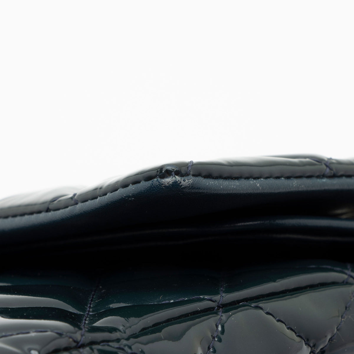 Chanel Patent Leather Classic Medium Double Flap Bag (SHF-lLuqxa)