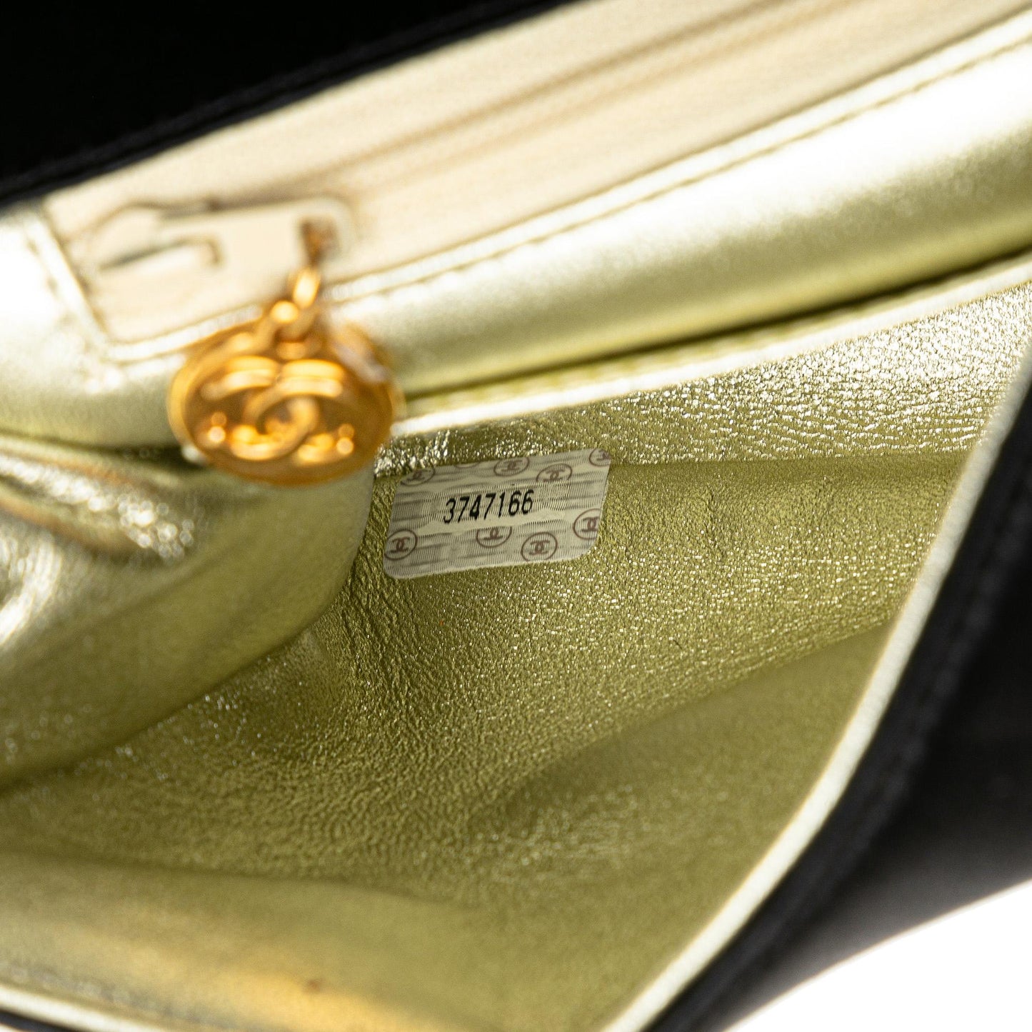 Chanel Satin Sequin Camellia Crossbody (SHG-lNLNMR)