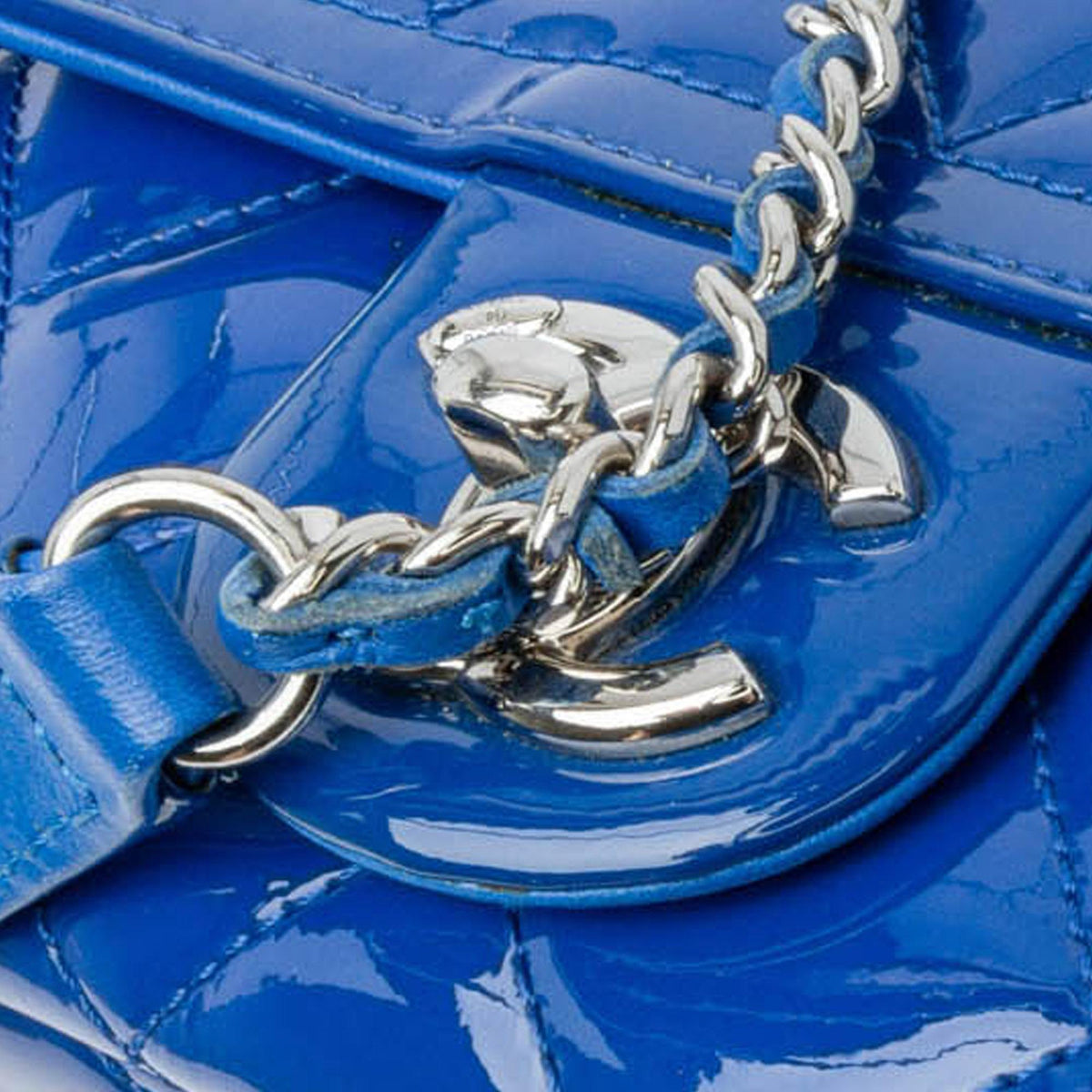 Chanel Small Patent Coco Shine Flap (SHG-TNvffa)