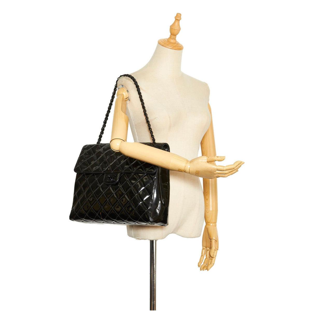 Chanel So Black Matelasse Patent Leather Single Flap Bag (SHG-XAF9hI)