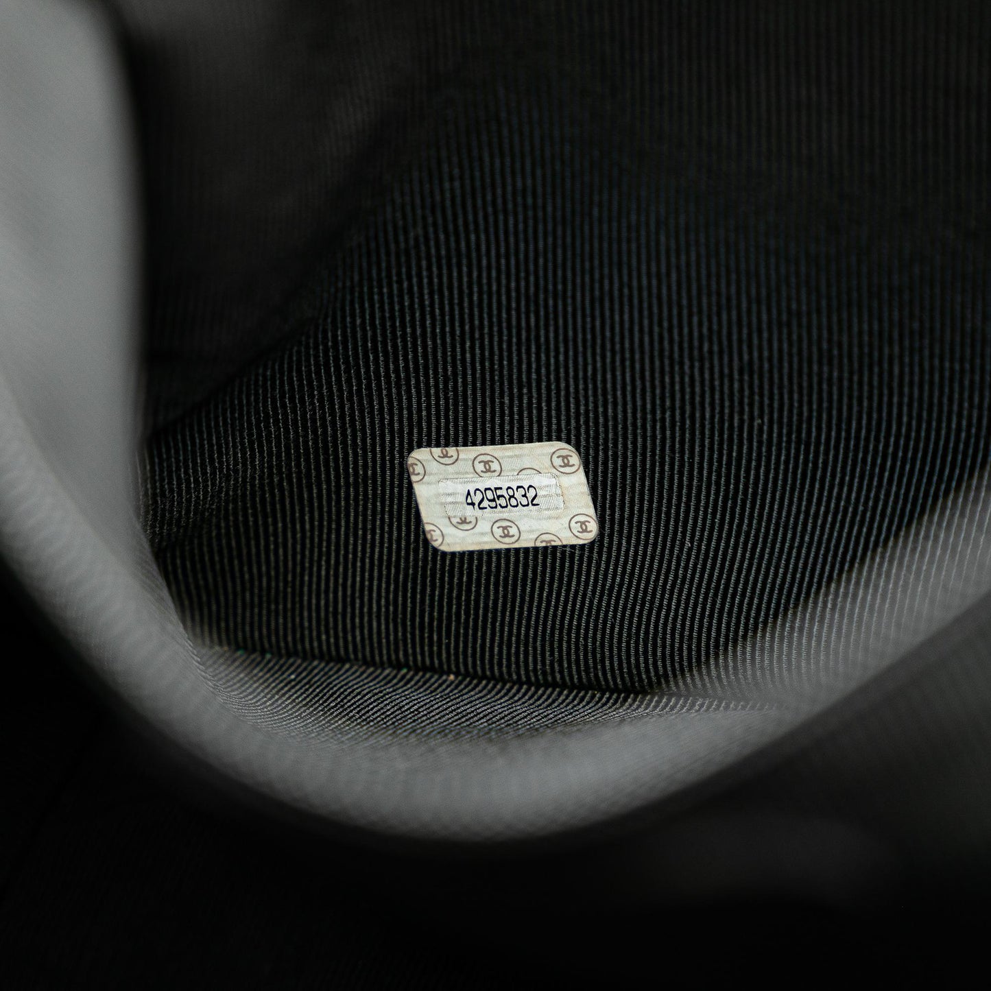 Chanel Triple CC Caviar Tote (SHG-raWzl2)
