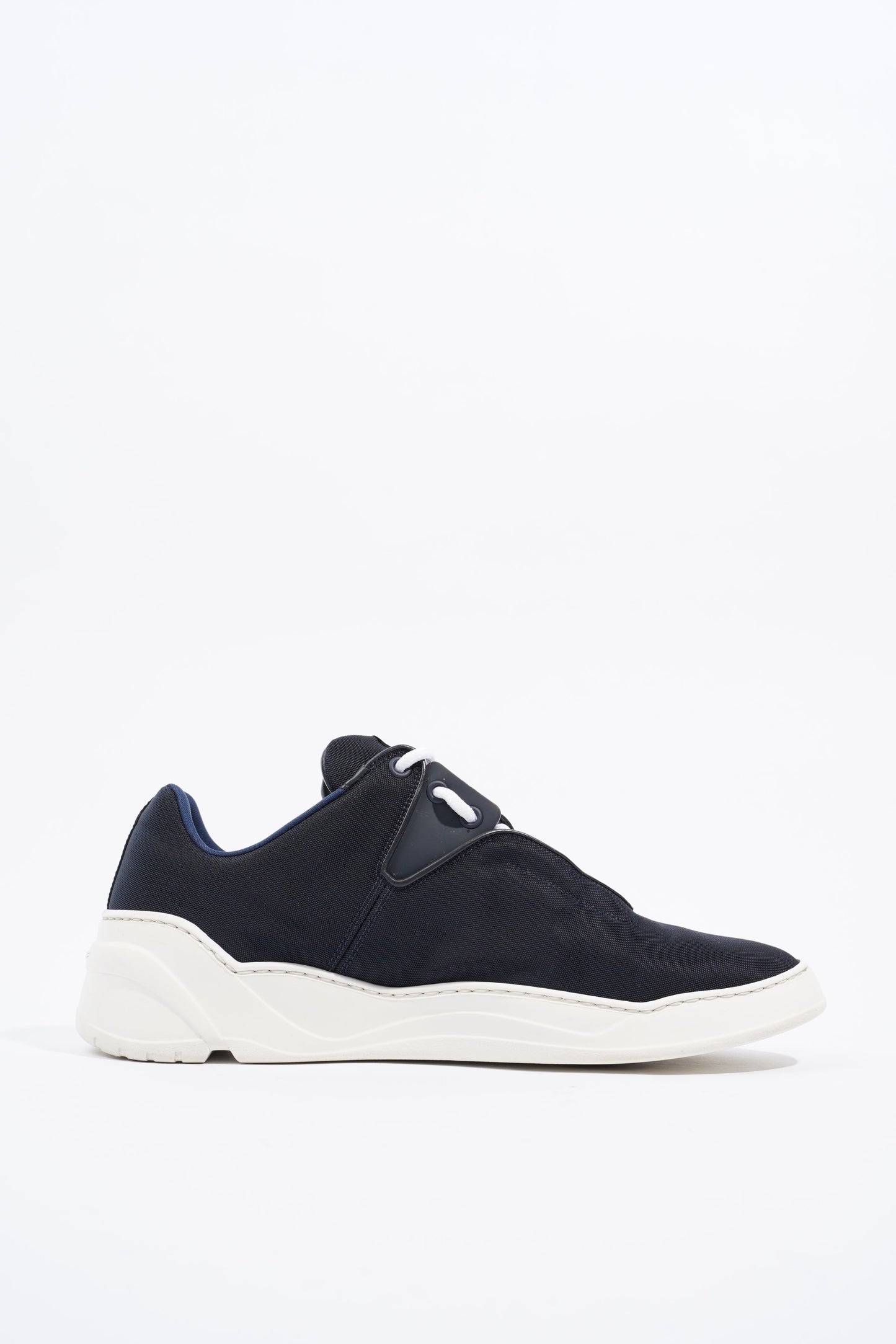 Christian Dior B17 Navy / White EU 43 / UK 9