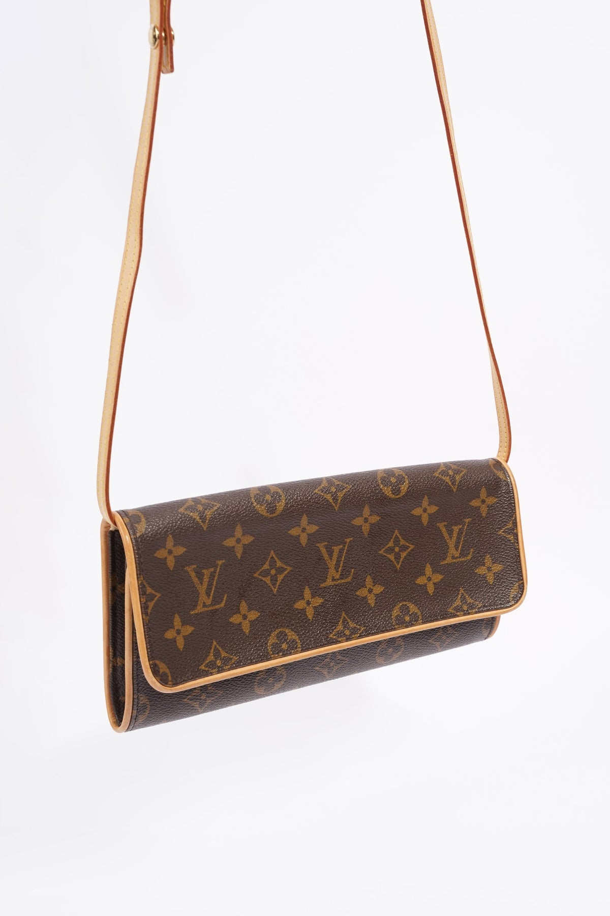 Louis Vuitton Womens Vintage Pochette Twin Monogram Canvas GM