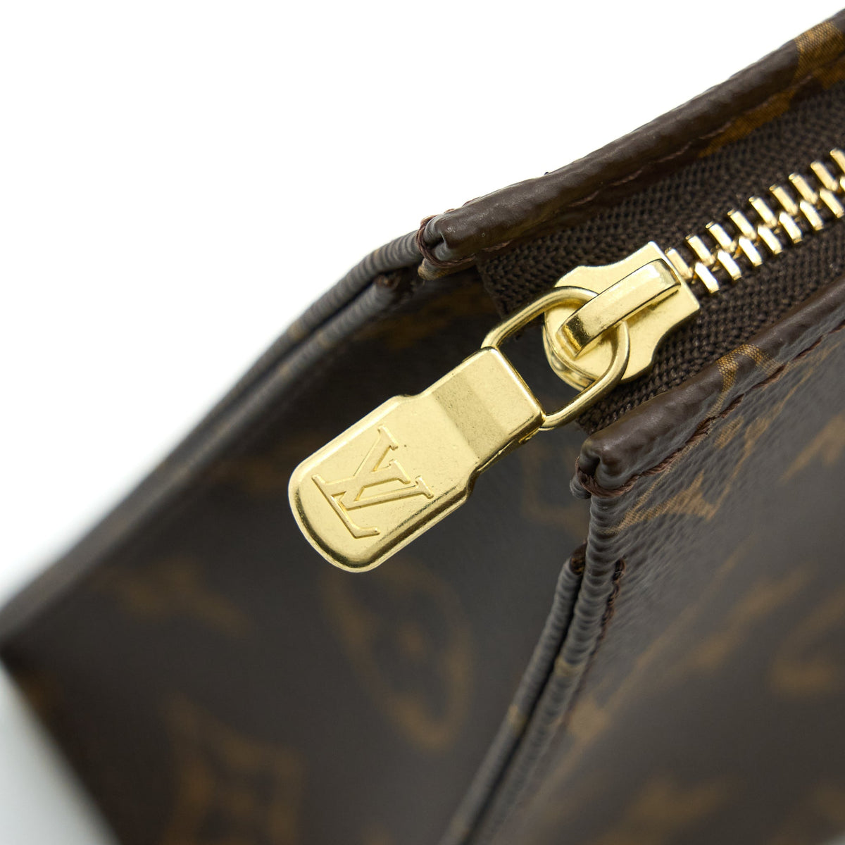 Louis Vuitton Poche Toilette Monogram Canvas GHW