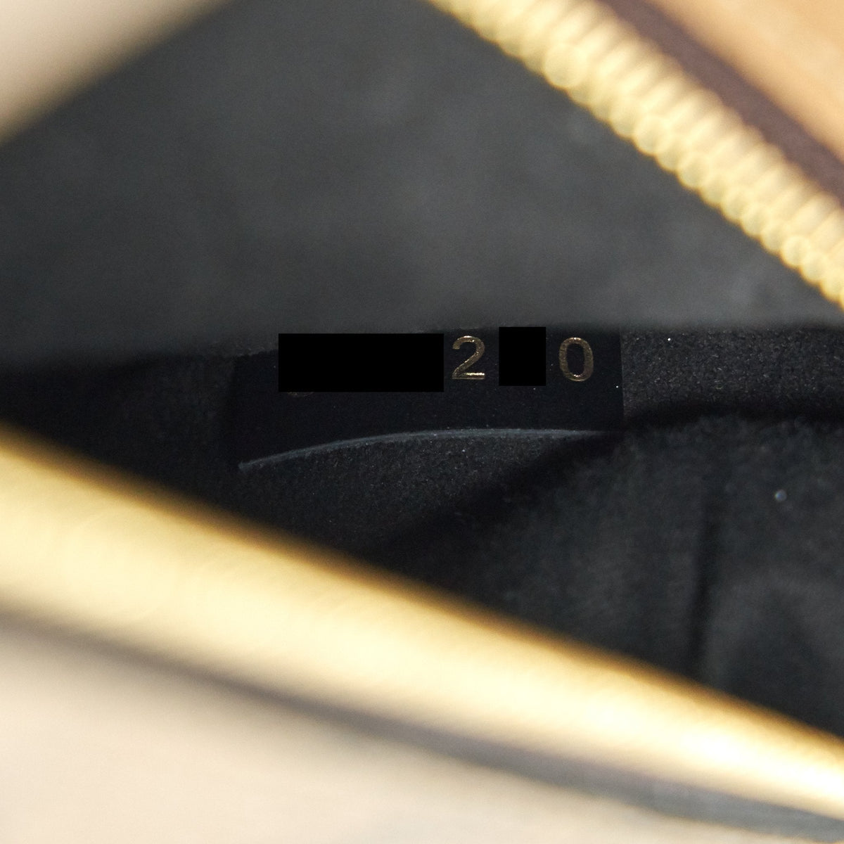 Louis Vuitton Pochette Metis Monogram Reverse Canvas