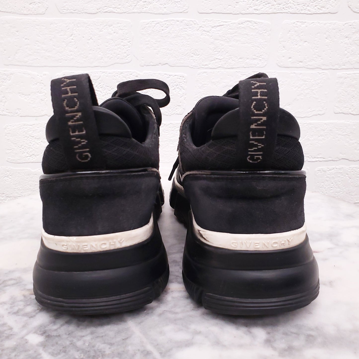 GIVENCHY BLACK LOGO SNEAKERS - SIZE 37