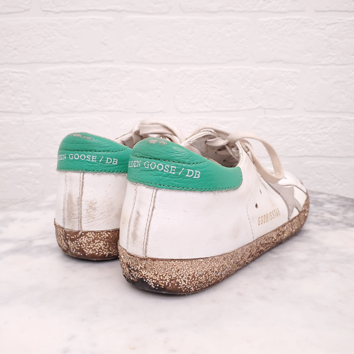 GOLDEN GOOSE 'SUPERSTAR' SNEAKERS WITH GREEN AND SEQUIN DETAIL - SIZE 37