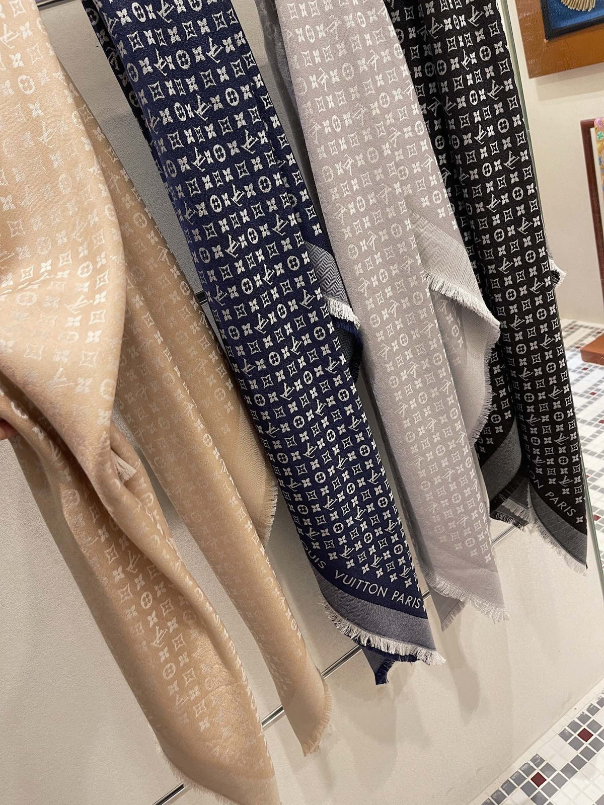 CLTH247 MONOGRAM Scarf