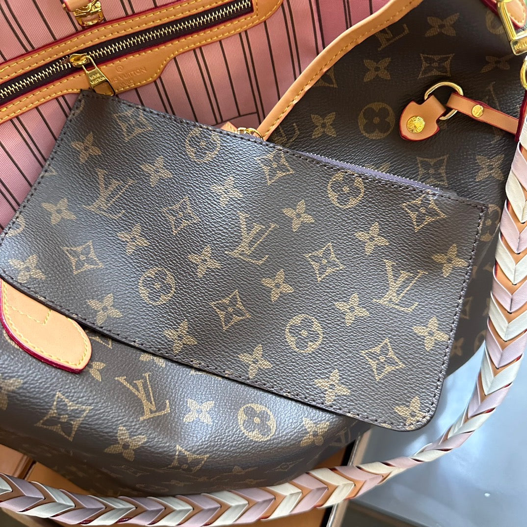 LB873 Braided Neverfull MM / 12.2 x 11 x 5.5 inches