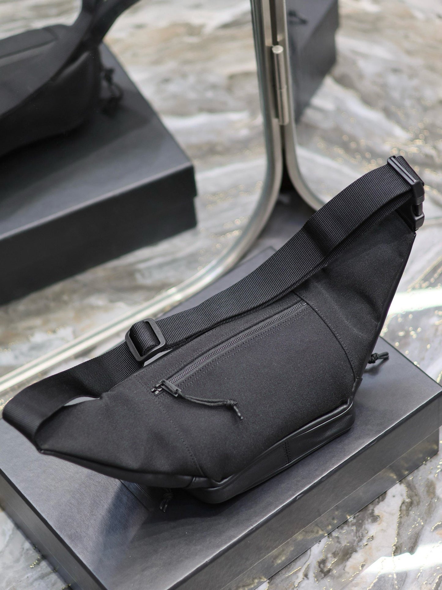 YSK309 Nuxx Crossbody Bag / 9.8 x 6.6 x 3.5 inches / HIGHEST QUALITY VERSION