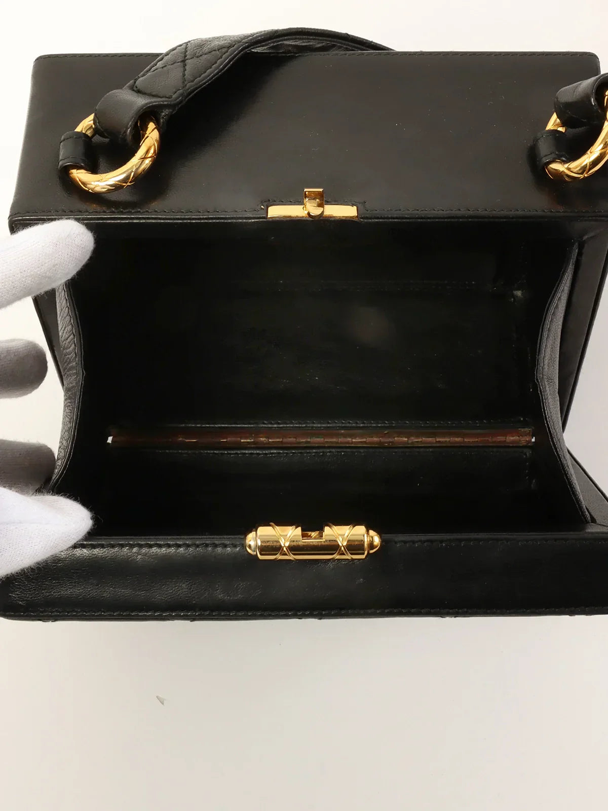 CHANEL Around 1990 Made Cc Mark Stitch Metal Clasp Box Shouder Bag Black