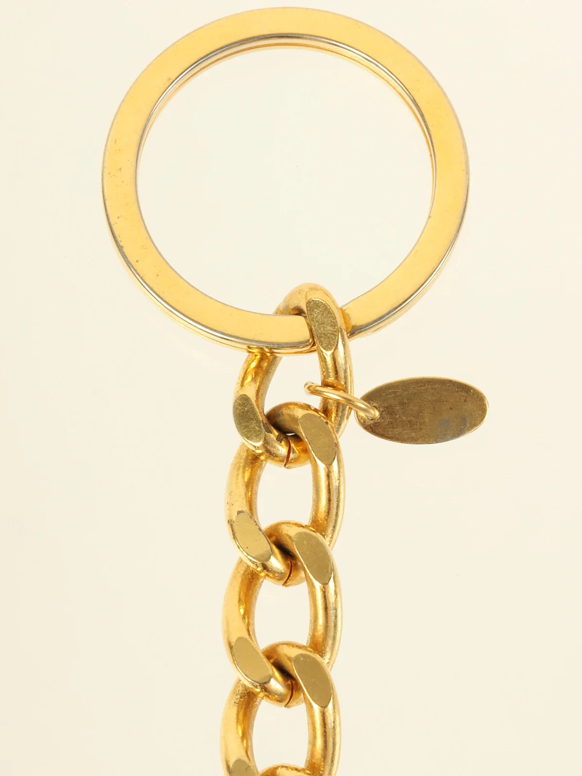 CHANEL 1991 Made Round Cc Mark Cutout Key Ring Gold