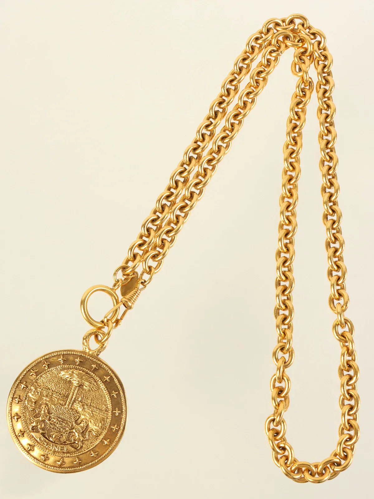 Top Quality Chanel Medal Necklace Gold