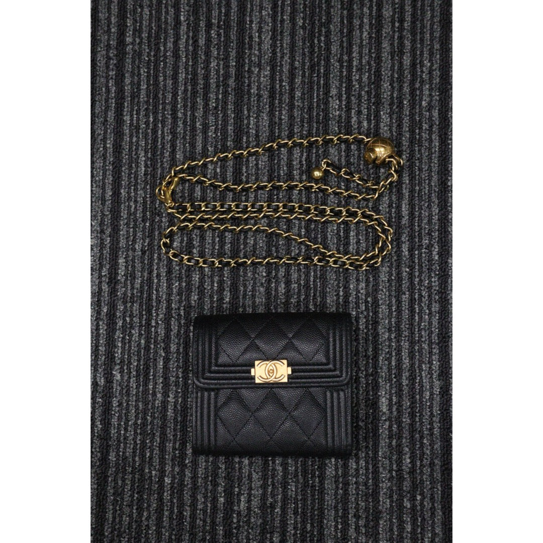 Rank S|CHANEL Leboy Caviar Skin Black Wallet|23120712