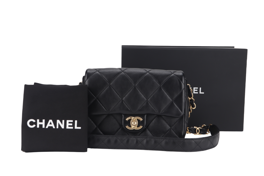 CHANEL SINGLE FLAP BAG 22CM BLACK LAMBSKIN GOLD HARDWARE (JC2Hxxxx) WITH DUST COVER AND BOX