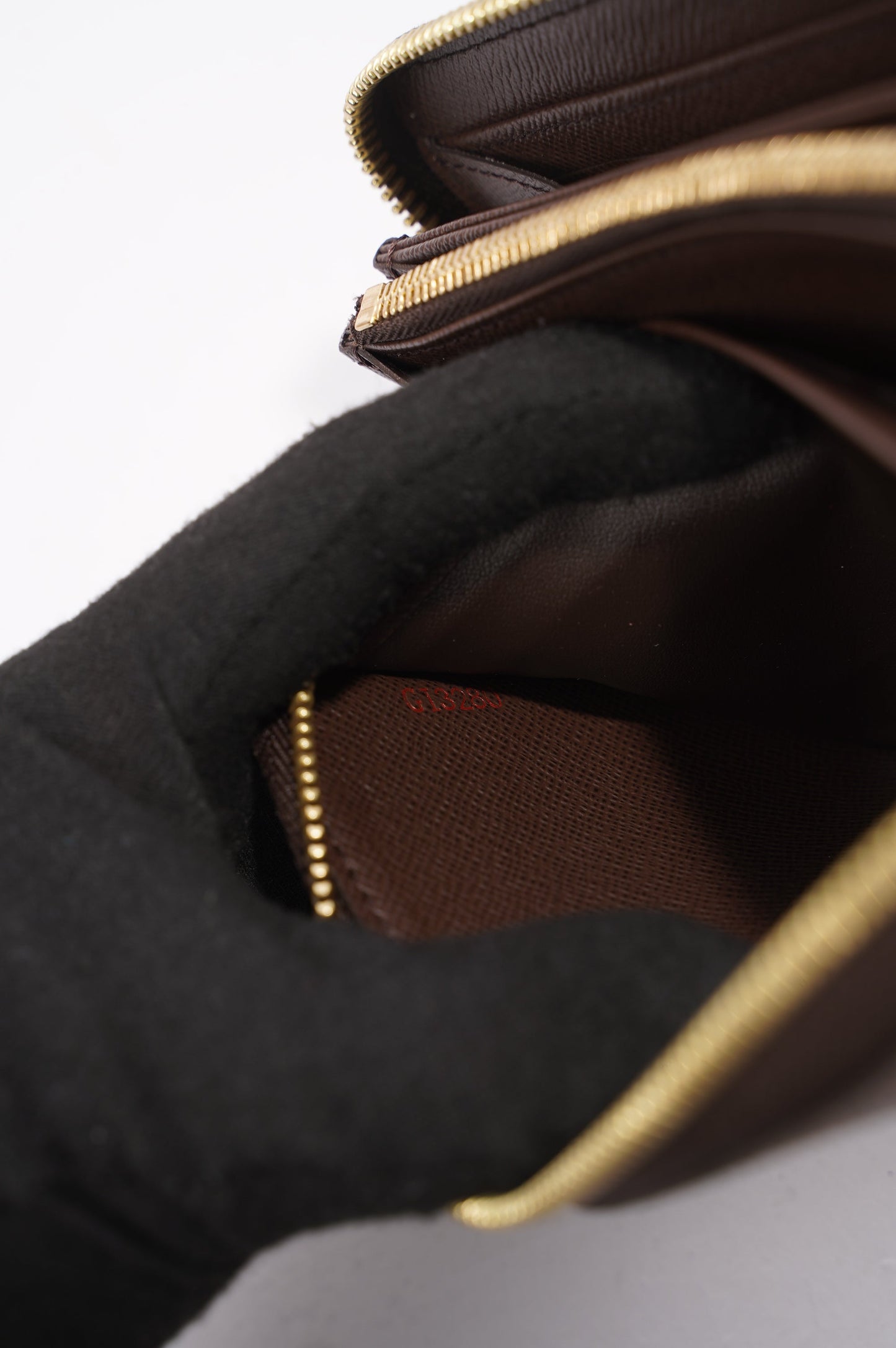 Louis Vuitton Zippy Wallet Damier Ebene Canvas