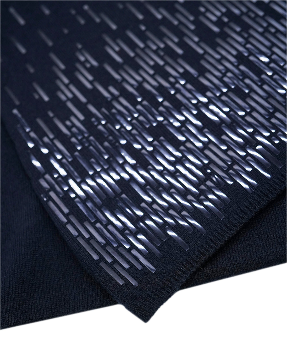 Chanel navy long scarf DBXS3795