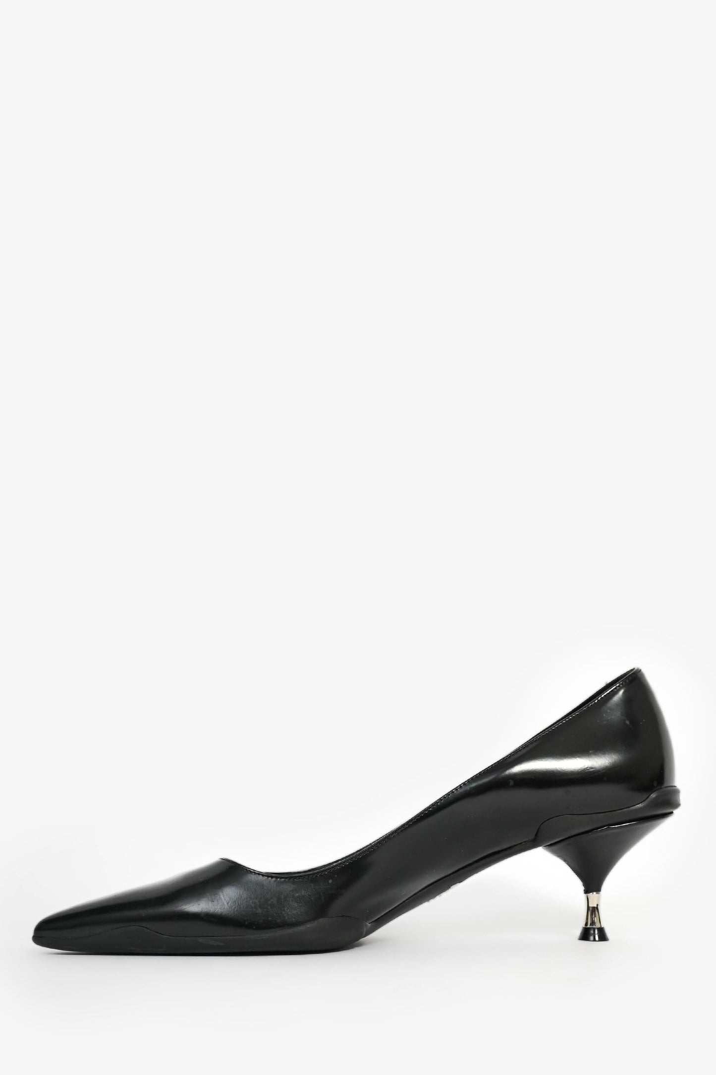 Prada Black Leather /Rubber Pointed Kitten Heels Size 37.5