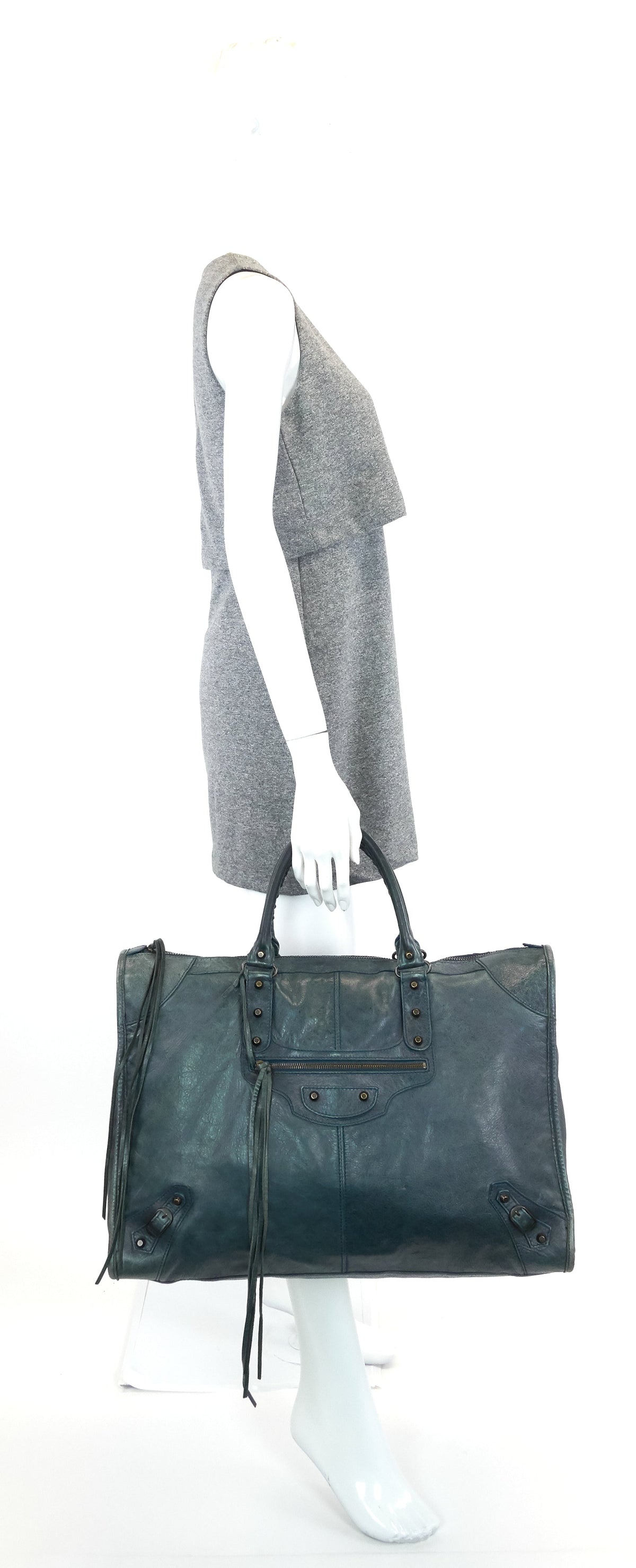 Giant Weekender Distressed Agneau Leather Bag