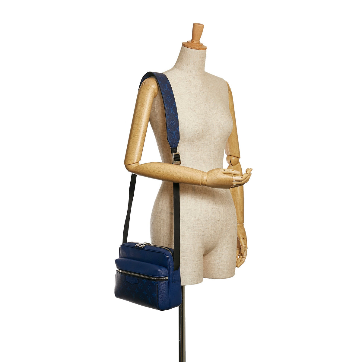 Louis Vuitton Outdoor Messenger Blue Taïgarama