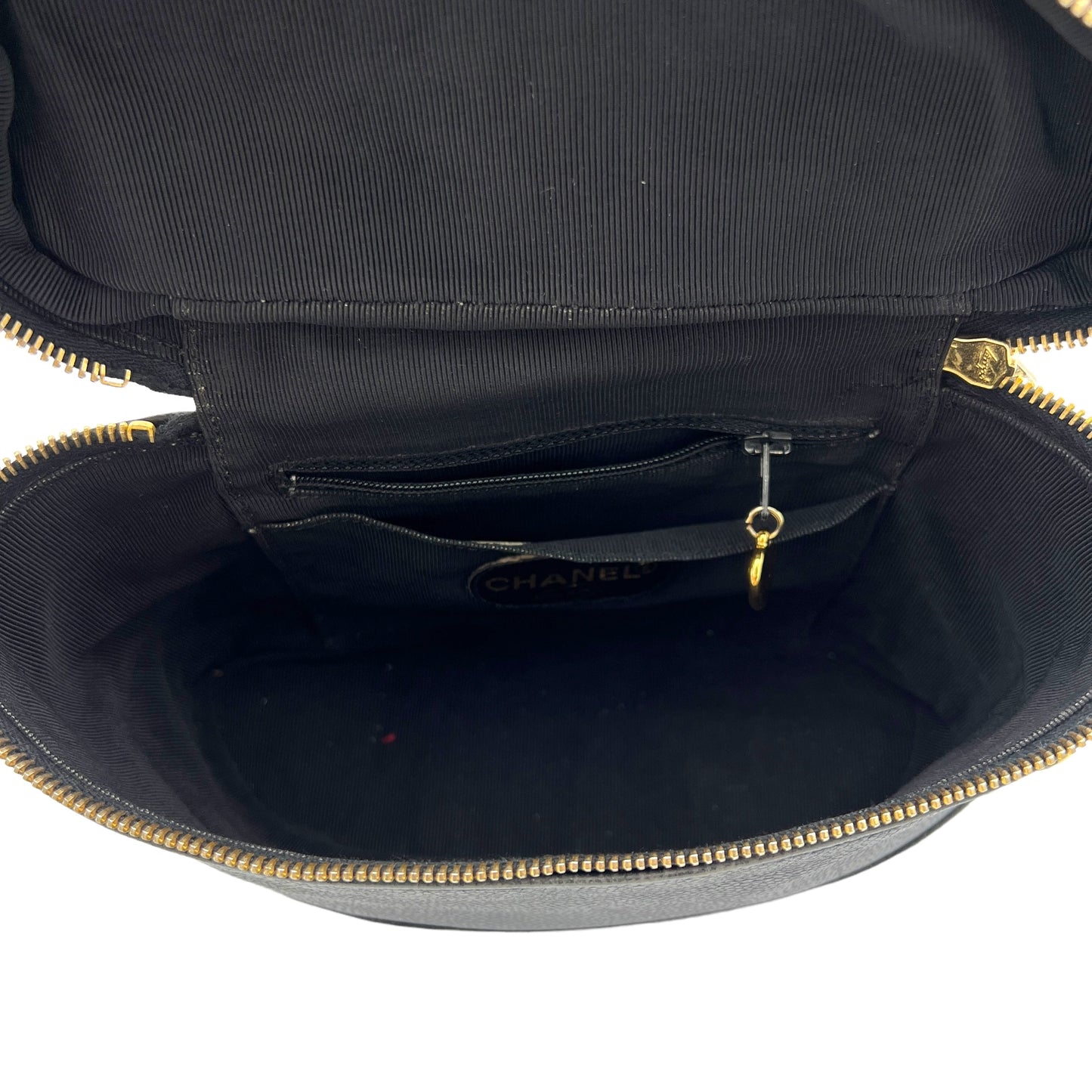 CC Crossbody Bag Black in Caviar Leather , Gold Hardware