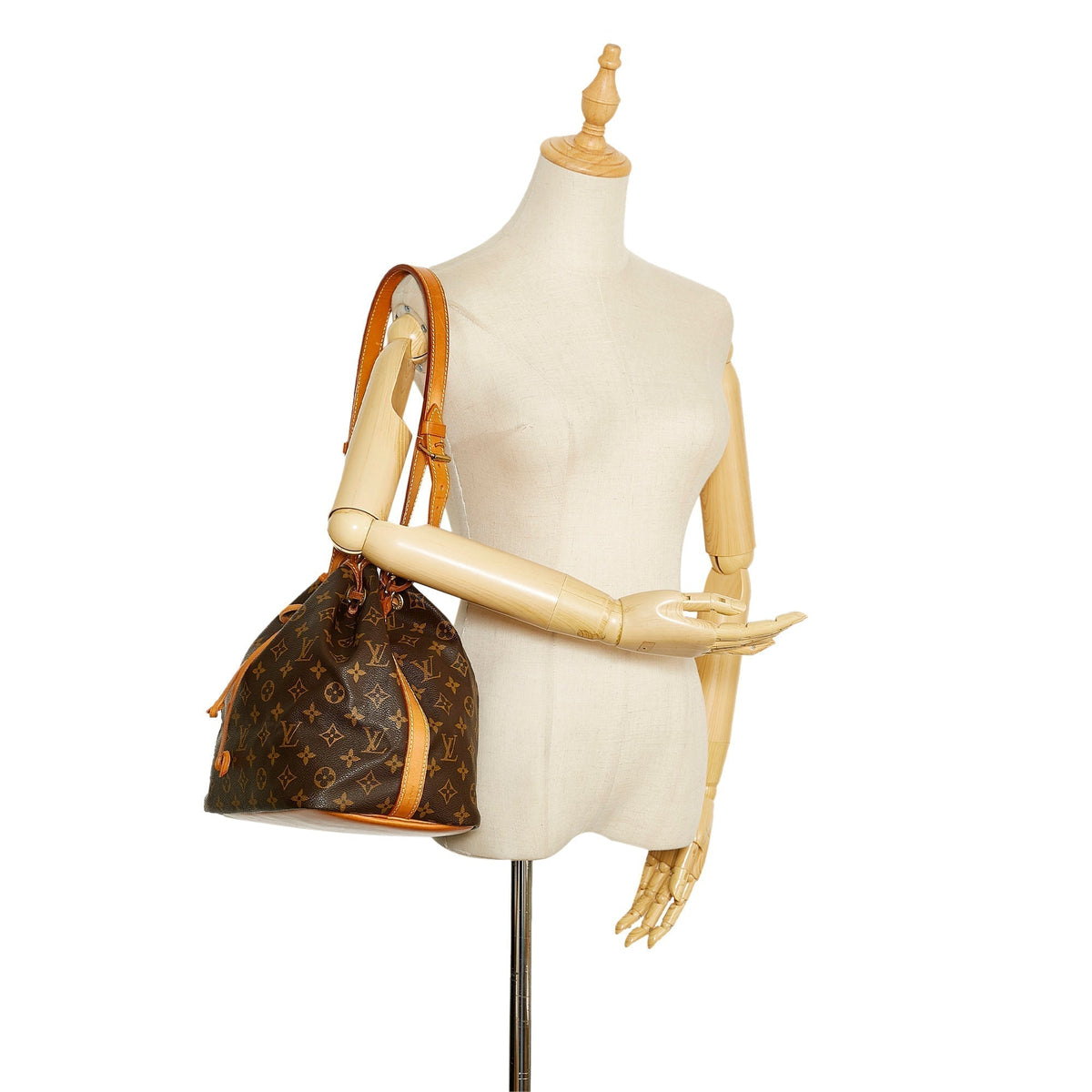 Louis Vuitton Petit Noé Monogram Canvas