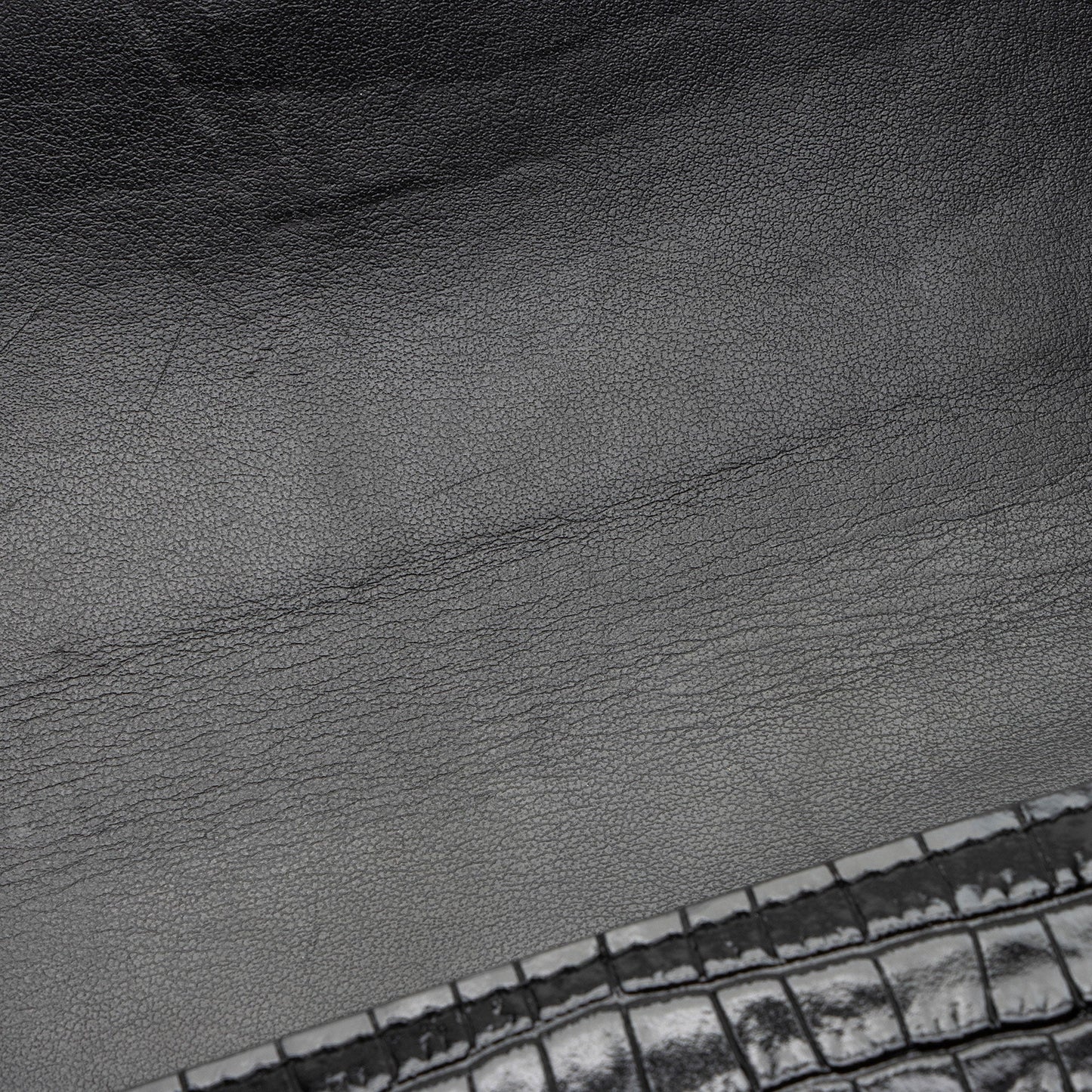 Saint Laurent Croc Embossed Monogram Phone Holder Shoulder Bag 8nnftx