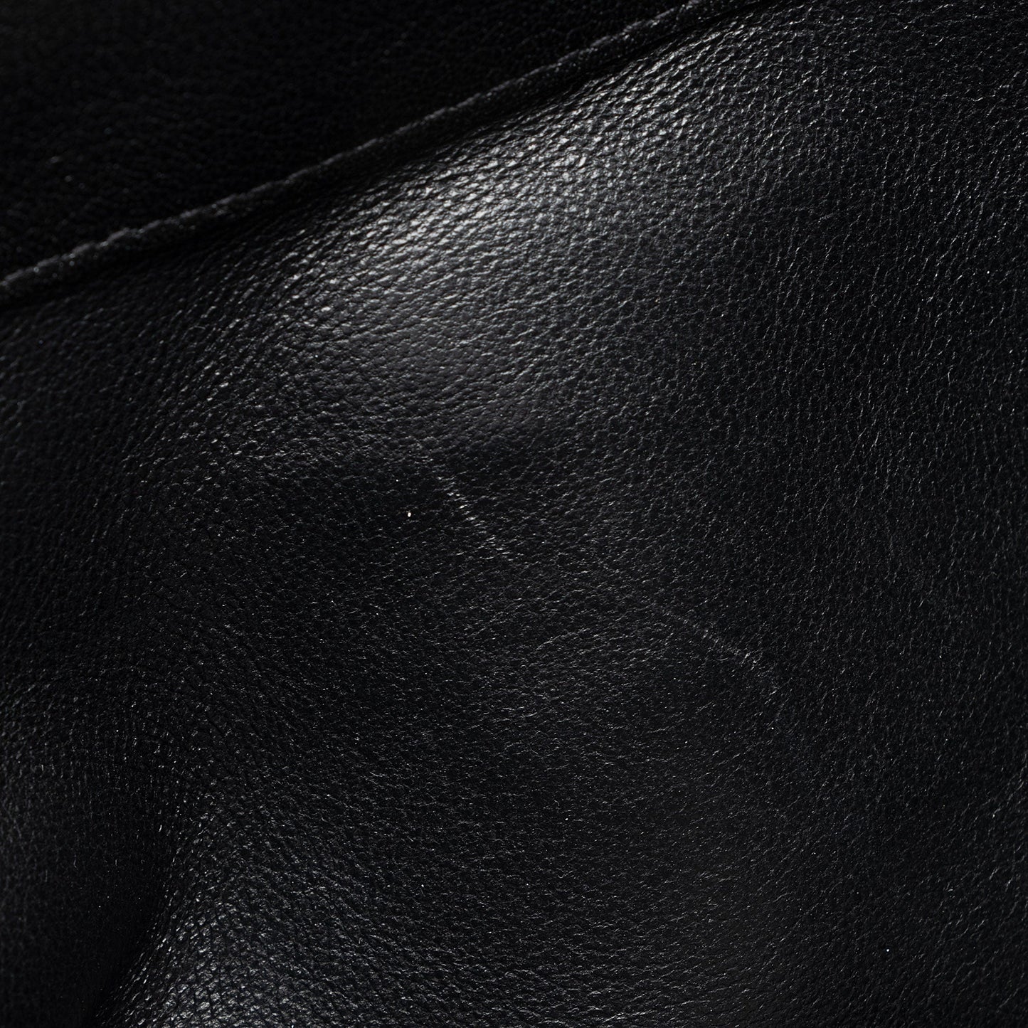Saint Laurent Lambskin Seau Fermoir Bucket Bag tr8sJF