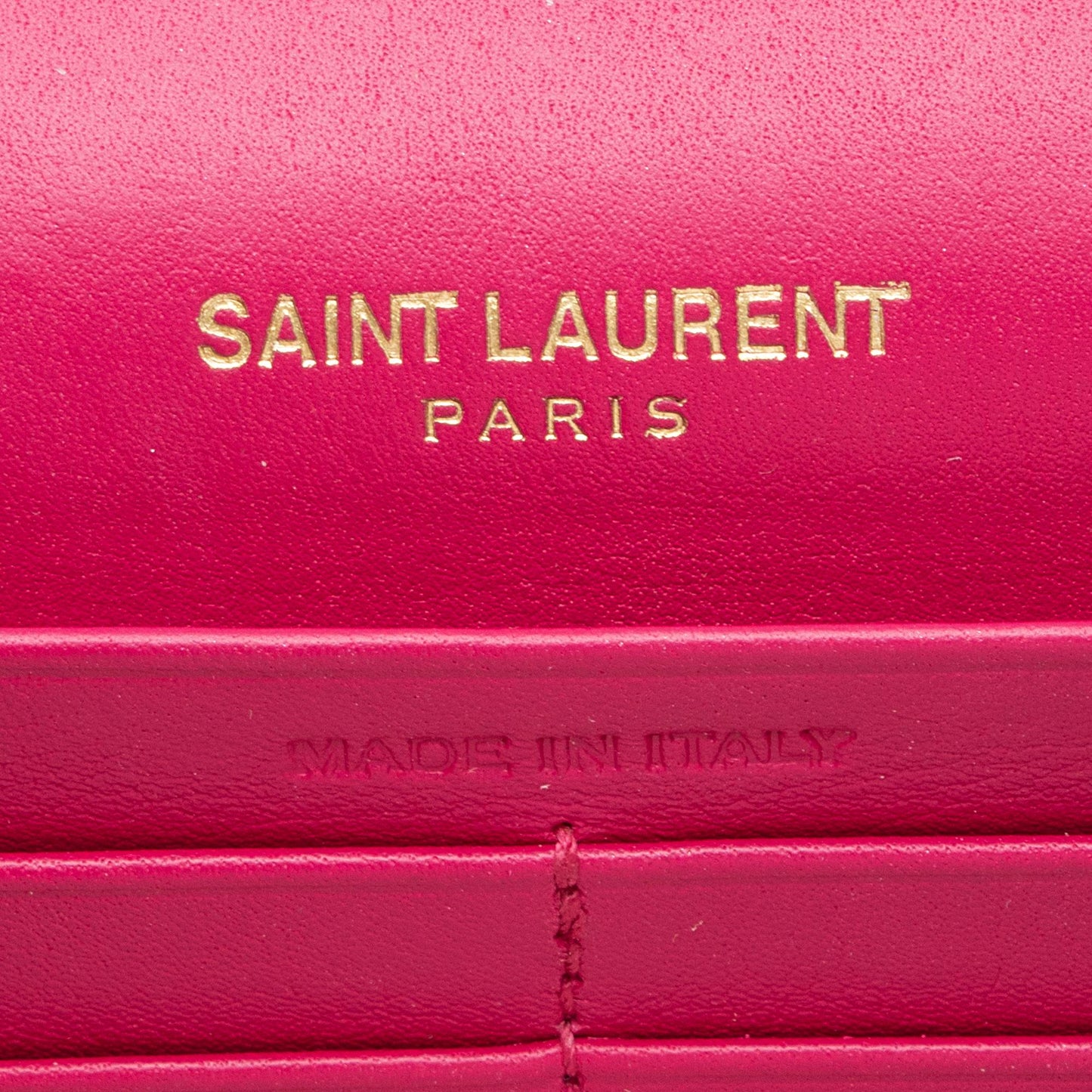 Saint Laurent Matalasse Patent Leather Monogram Vicky Chain Wallet GZpZIV