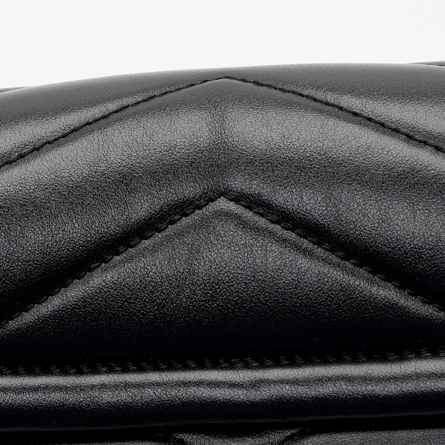 Saint Laurent Matelasse Calfskin Monogram LouLou Chain Medium Shoulder Bag 22303