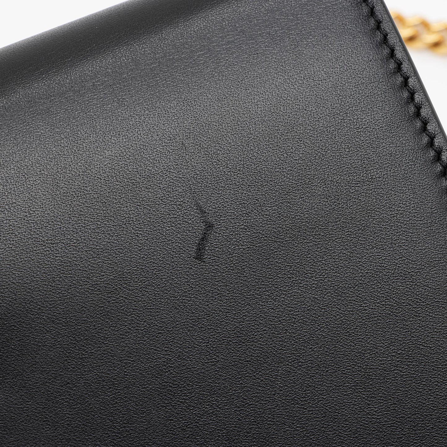 Saint Laurent Smooth Calfskin Monogram Kate Tassel Chain Wallet PhIRuS