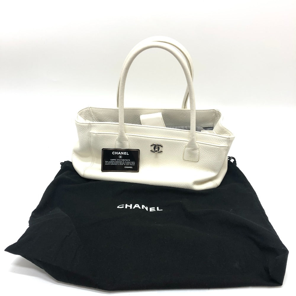 CHANEL Tote Bag A29293 leather white Executive Women Used