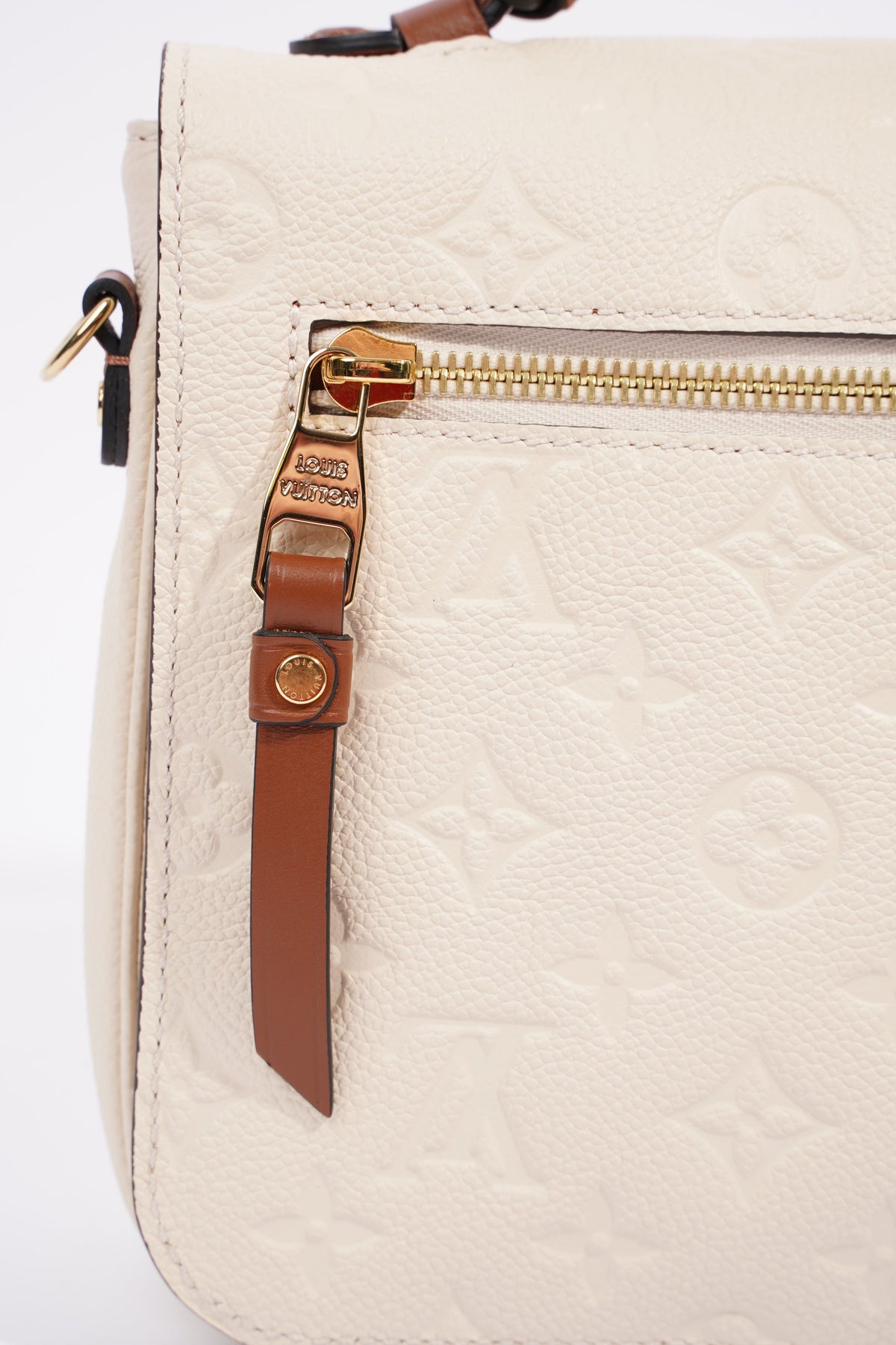 Louis Vuitton Pochette Metis Cream Empreinte Leather