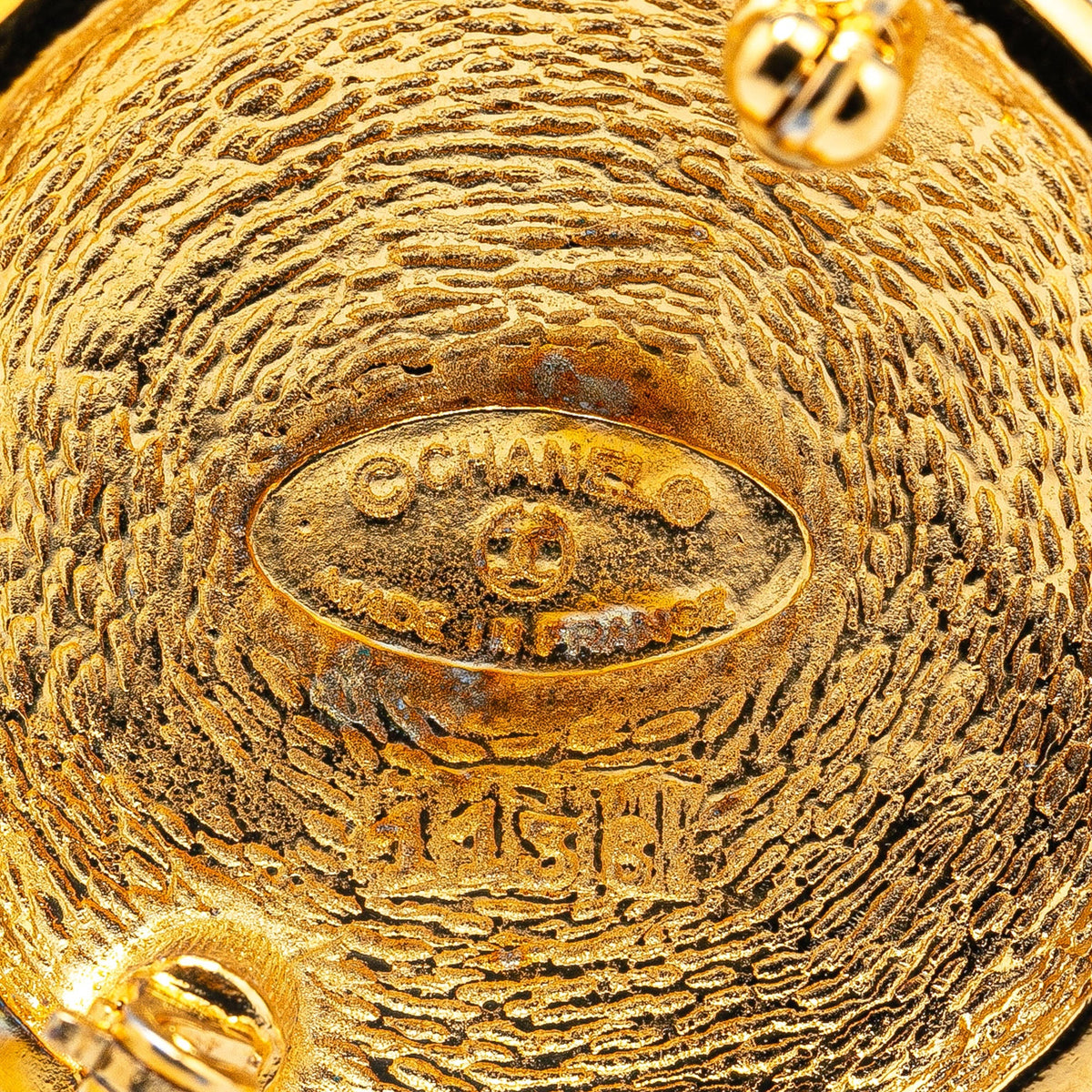 Gold Chanel Gold Plated CC Round Brooch