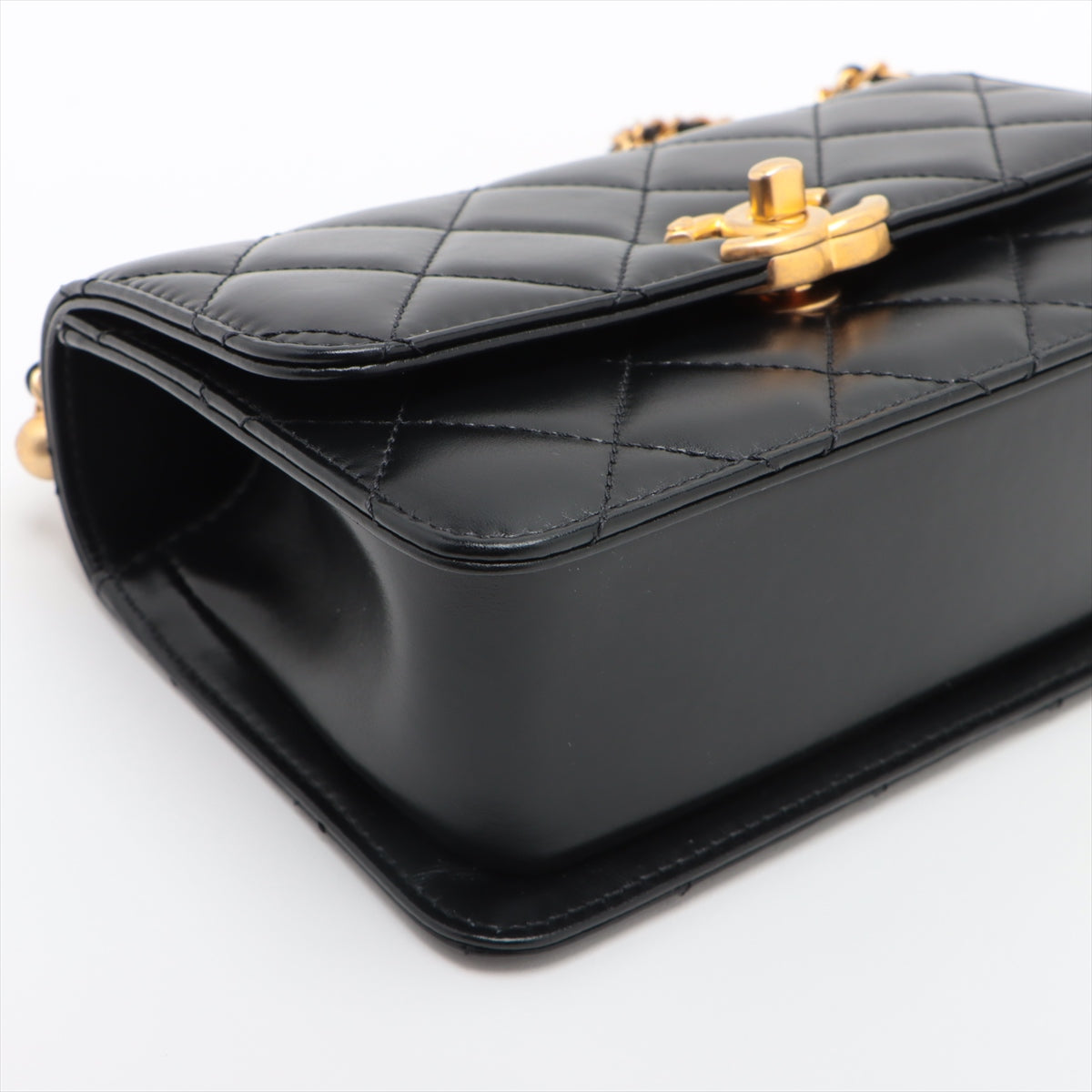 Chanel Lambskin Chain Shoulder Bag Black G AS2615