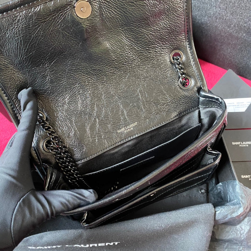 Yves Saint Laurent - Bags - The Wells Bags 379