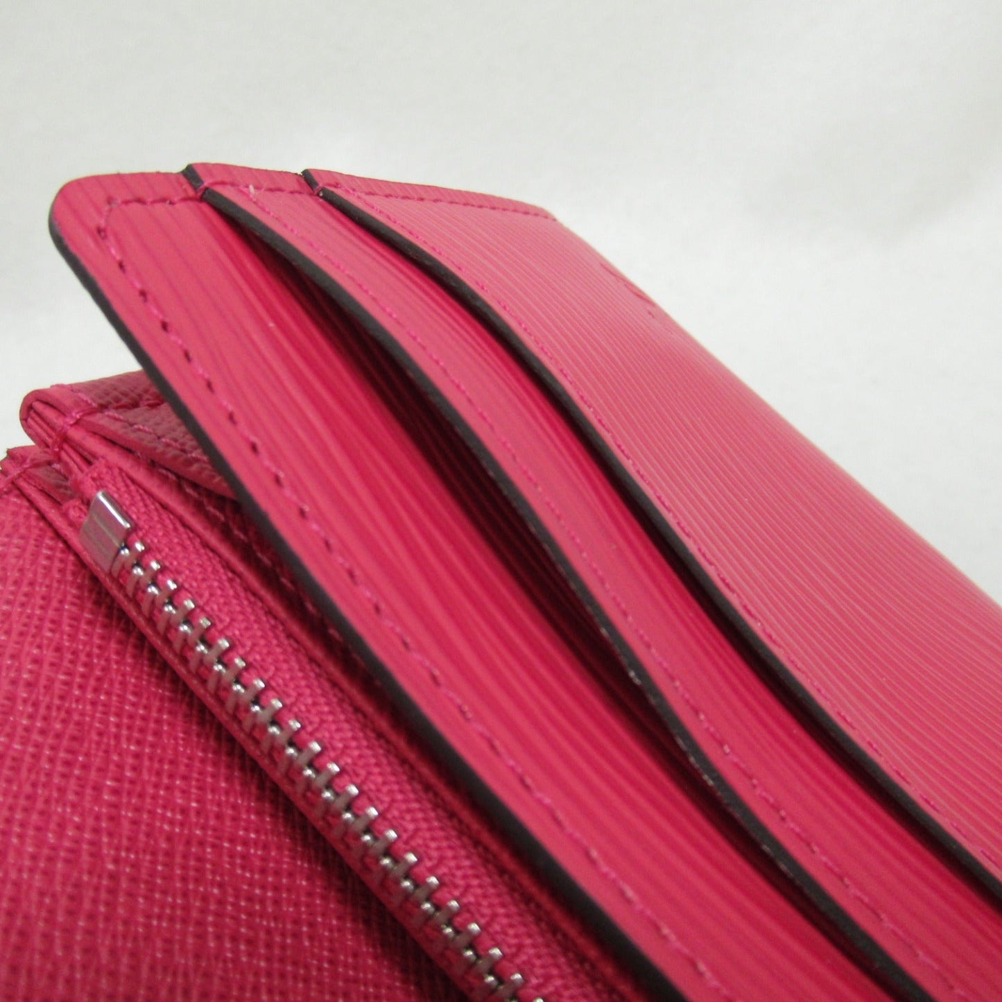 Louis Vuitton Portefolio Sarah Double Fable Wallet Double Foldable Wallet Leather Wallet Epi Pink M62560