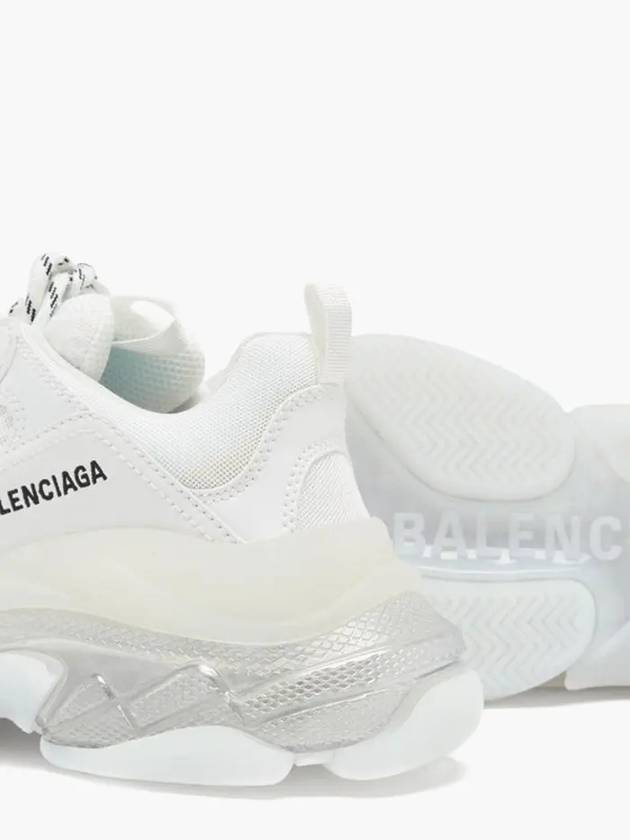 Luxury Balenciaga Triple S Low Top Sneakers White Iridescent