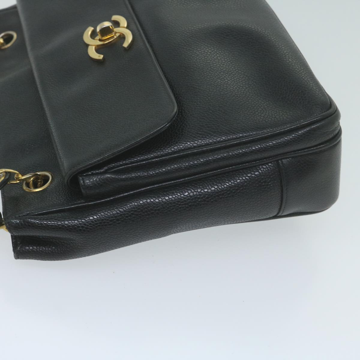 CHANEL Chain Turn Lock Shoulder Bag Caviar Skin Black CC Auth ar11351