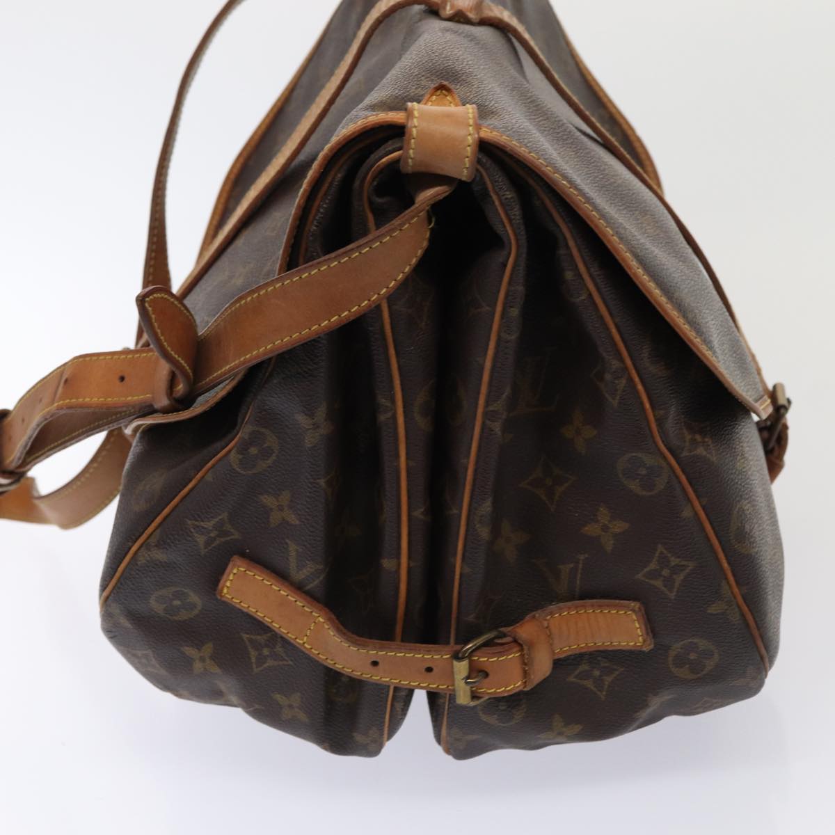 LOUIS VUITTON Monogram Saumur 35 Shoulder Bag M42254 LV Auth ar12467