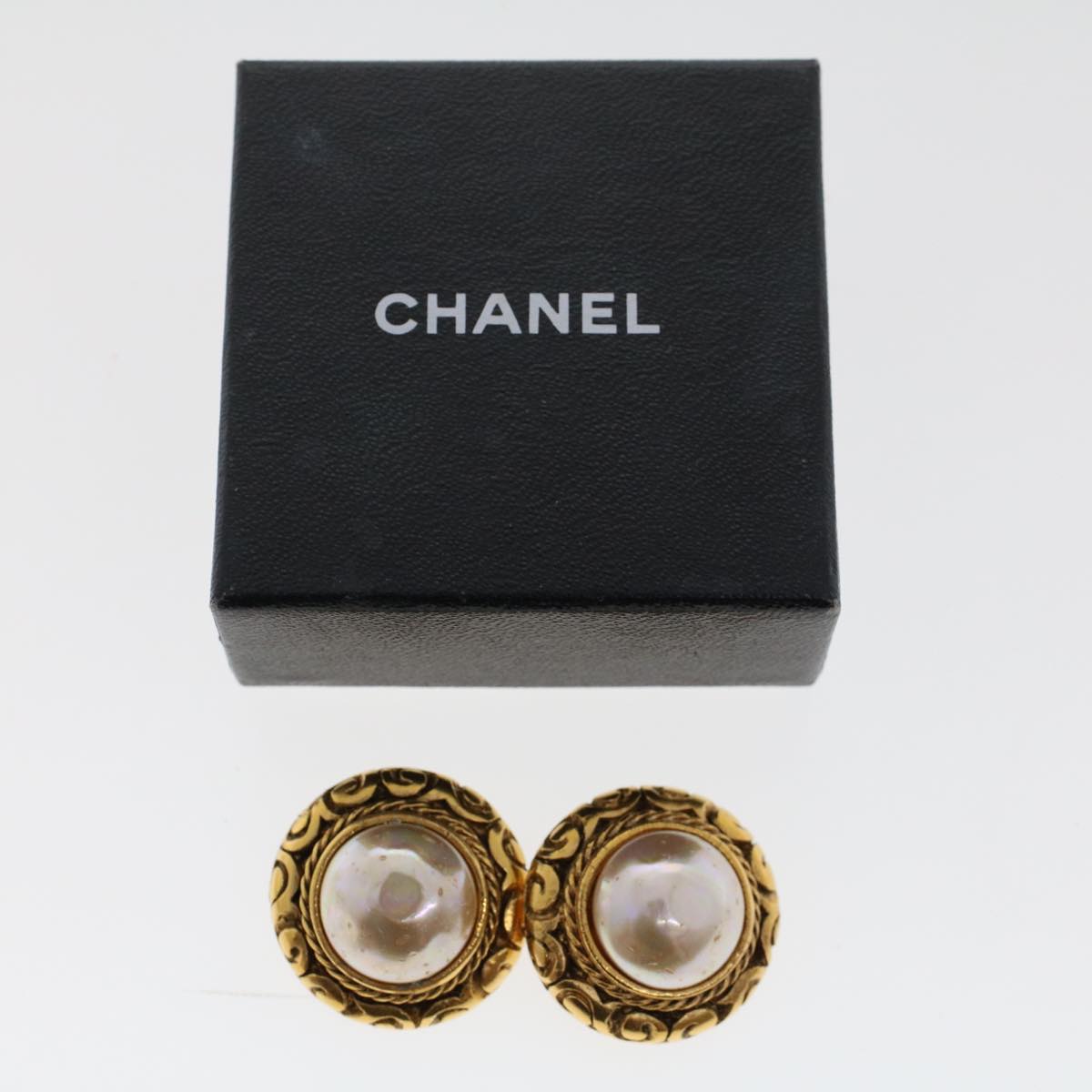 Top Quality Chanel Earring Gold Tone CC Auth ar9892B